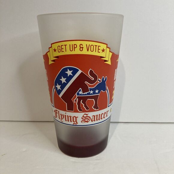 I Voted For Donald Trump 2016 Flying Saucer Get Up & Vote Beer Glass Frosted‎ - Picture 3 of 7
